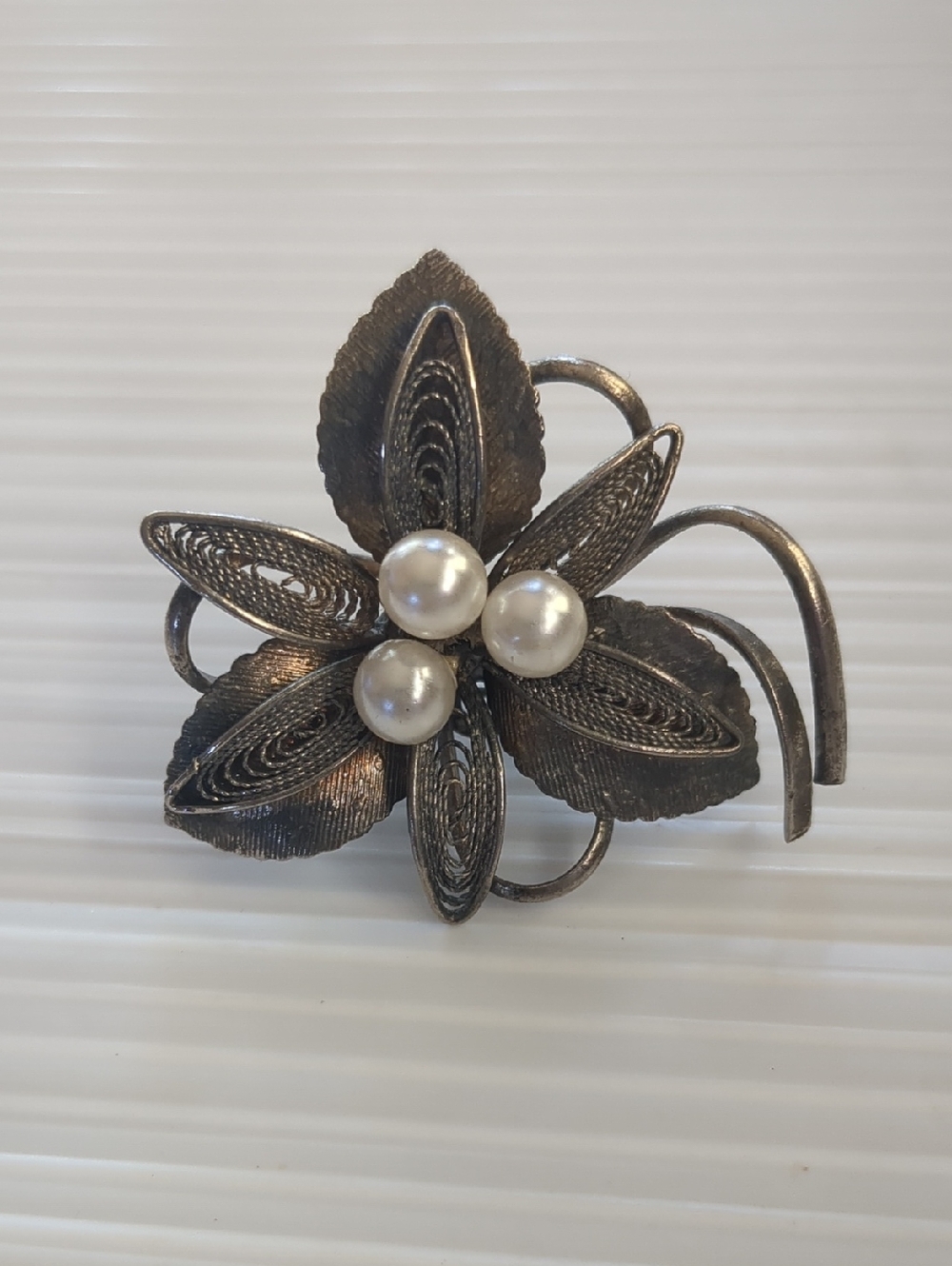Vintage Art Deco Filigree Silver Plated Flower Brooch with Pearlescent Centers
